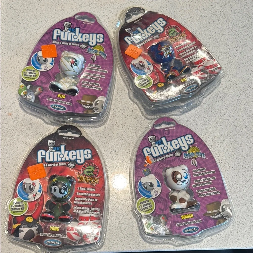 Funkeys Collectible Figures Set - Picture 1 of 7